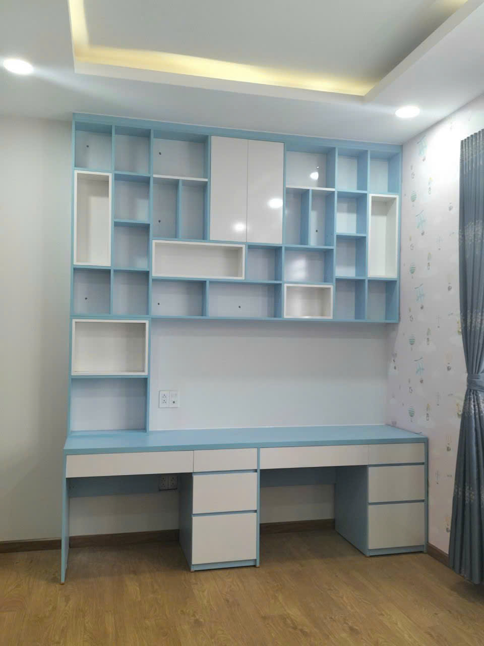 Bàn học sinh BHS018